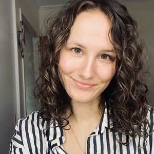 Meet your Posher, Amanda